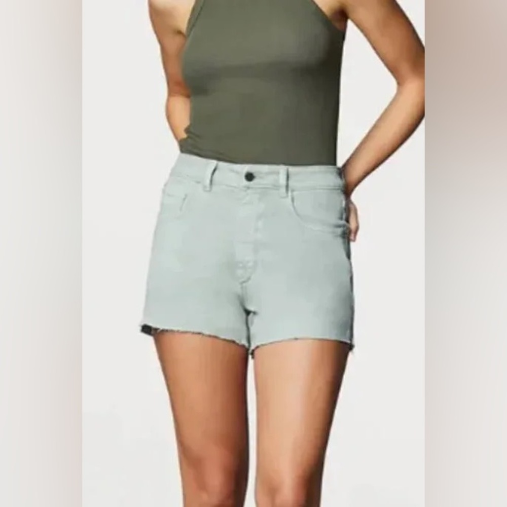 NWT DL1961 Emilie High Rise Vintage Short 4” Kiwi Raw Edge